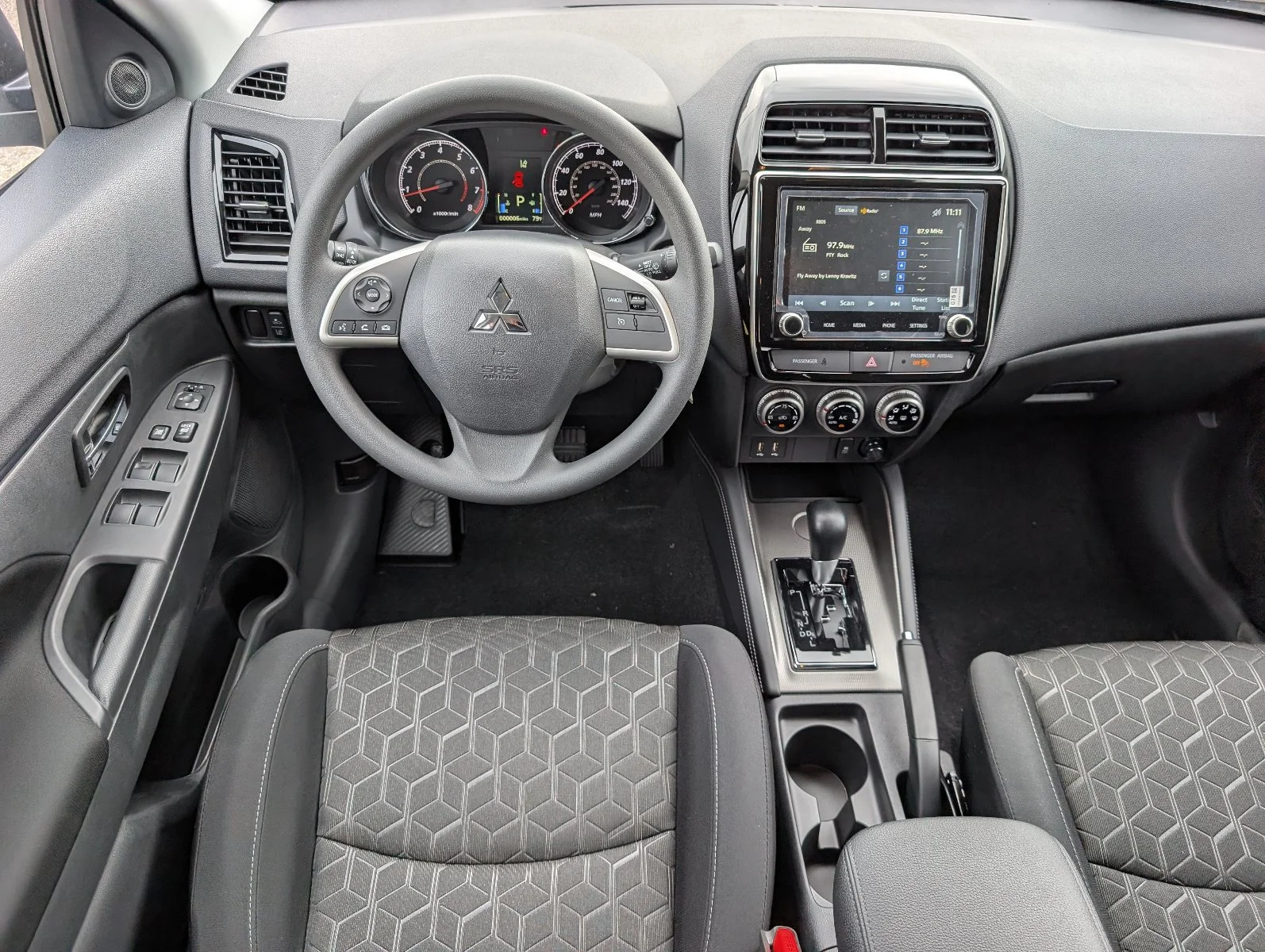 New 2027 Black Mitsubishi 2.0 ES image 29