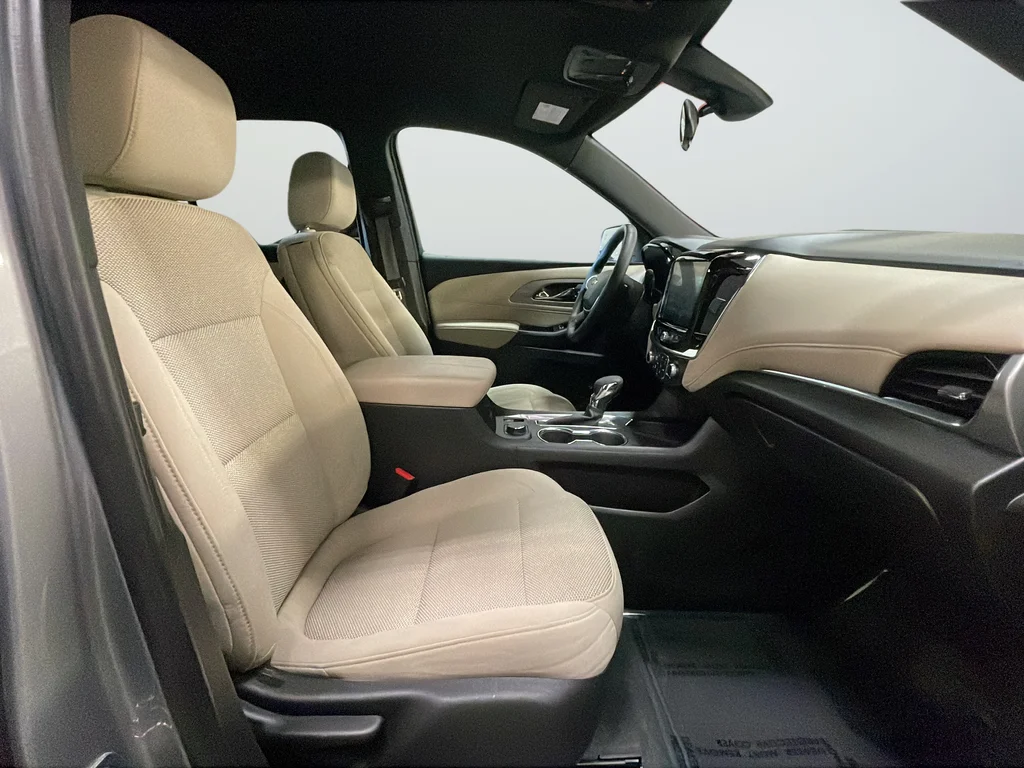 Used 2023 Gray Chevrolet LT image 25