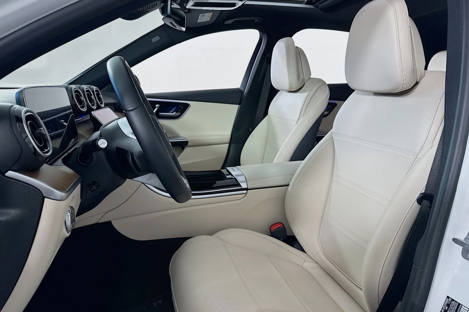 Certified Used 2024 Polar White Mercedes-Benz C 300 image 18