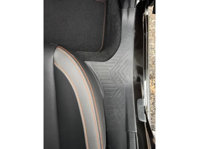 New 2026 CRYSTAL BLACK SILICA Subaru Limited image 33