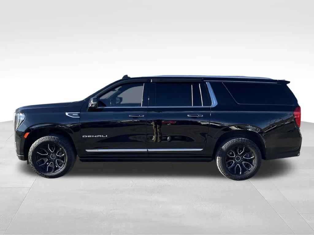 Used 2021 Black GMC Denali image 8