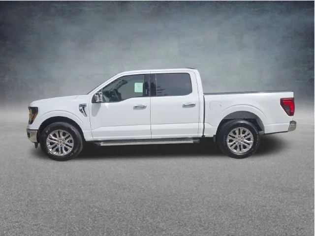 New 2026 Oxford White Ford XLT image 36