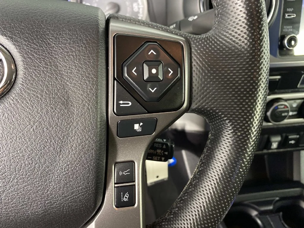 Used 2022 Magnetic Gray Metallic Toyota SR5 image 15