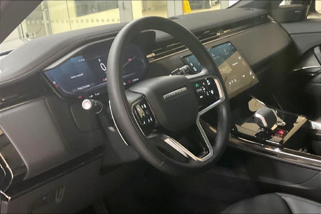 Used 2024 Eiger Grey Metallic Land Rover SE image 22