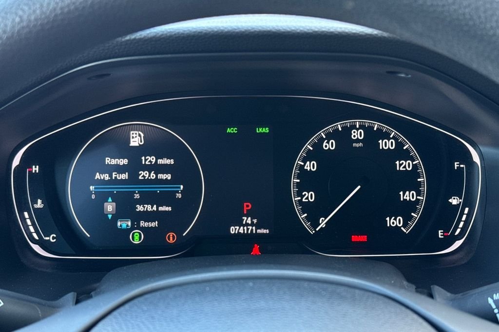 Used 2018 Platinum White Pearl Honda EX image 25