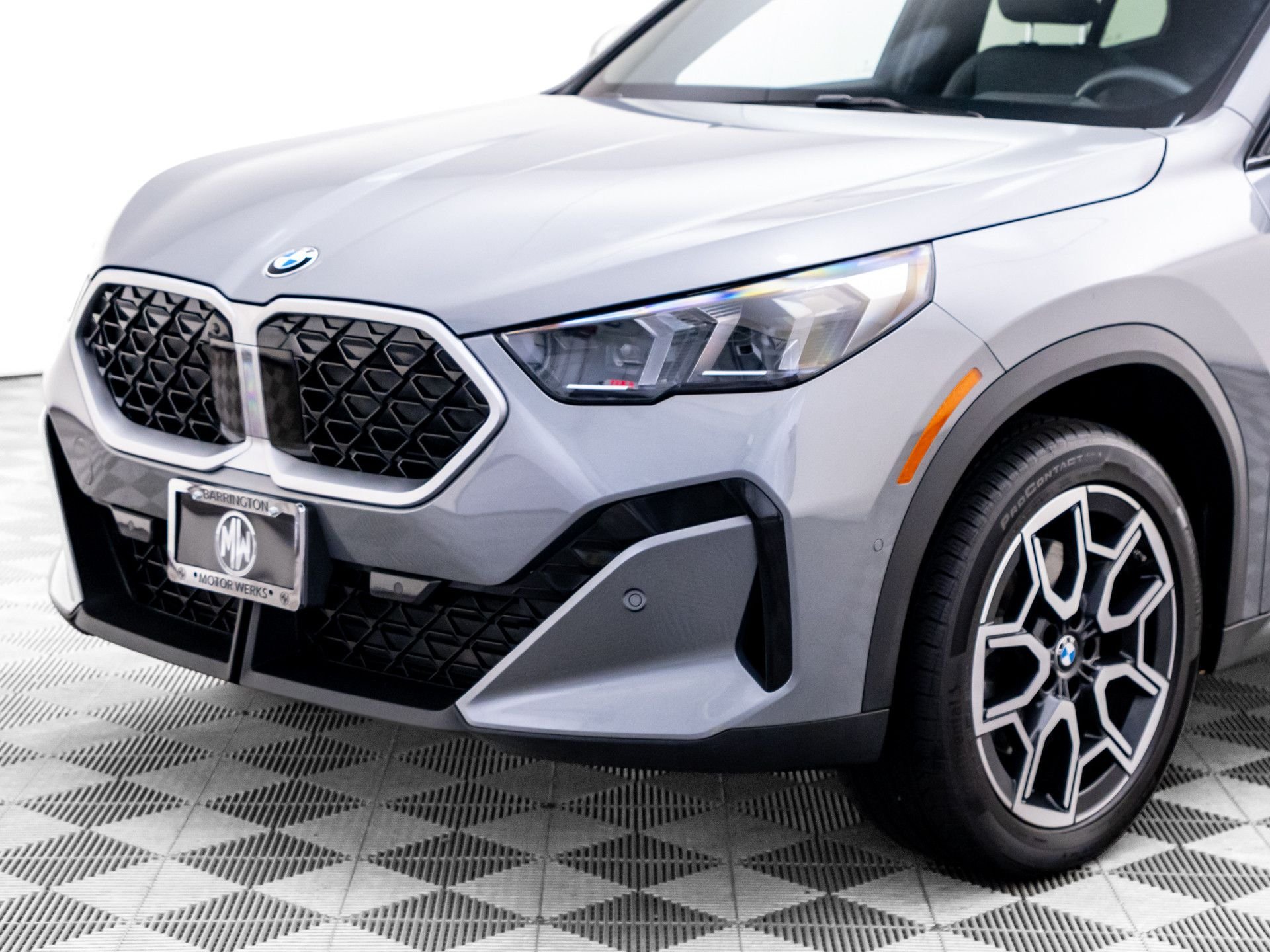 Certified Used 2025 Skyscraper Grey Metallic BMW xDrive28i image 38