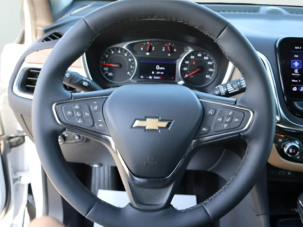 Used 2024 White Chevrolet Premier image 30