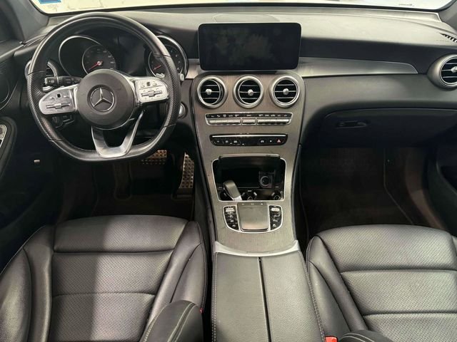 2021 Mercedes-Benz GLC GLC300 - Photo 12