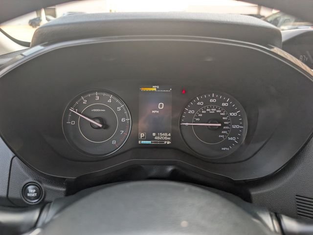 Used 2020 White Subaru Base image 15