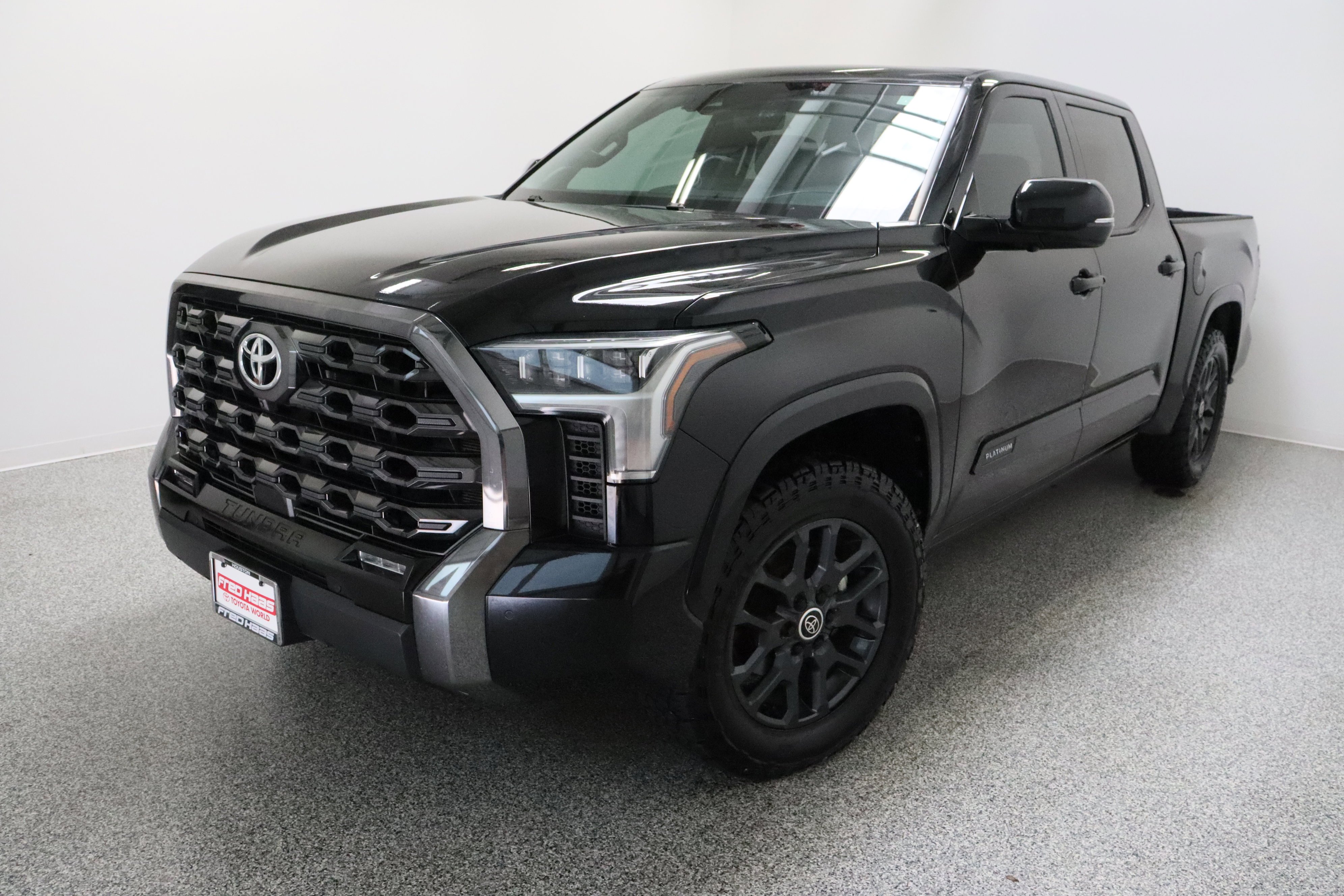 Pre-Owned 2023 Toyota Tundra 4WD Platinum 3.4T CrewMax in Spring