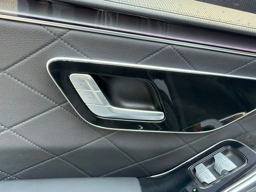 Used 2021 Black Mercedes-Benz S 580 image 30