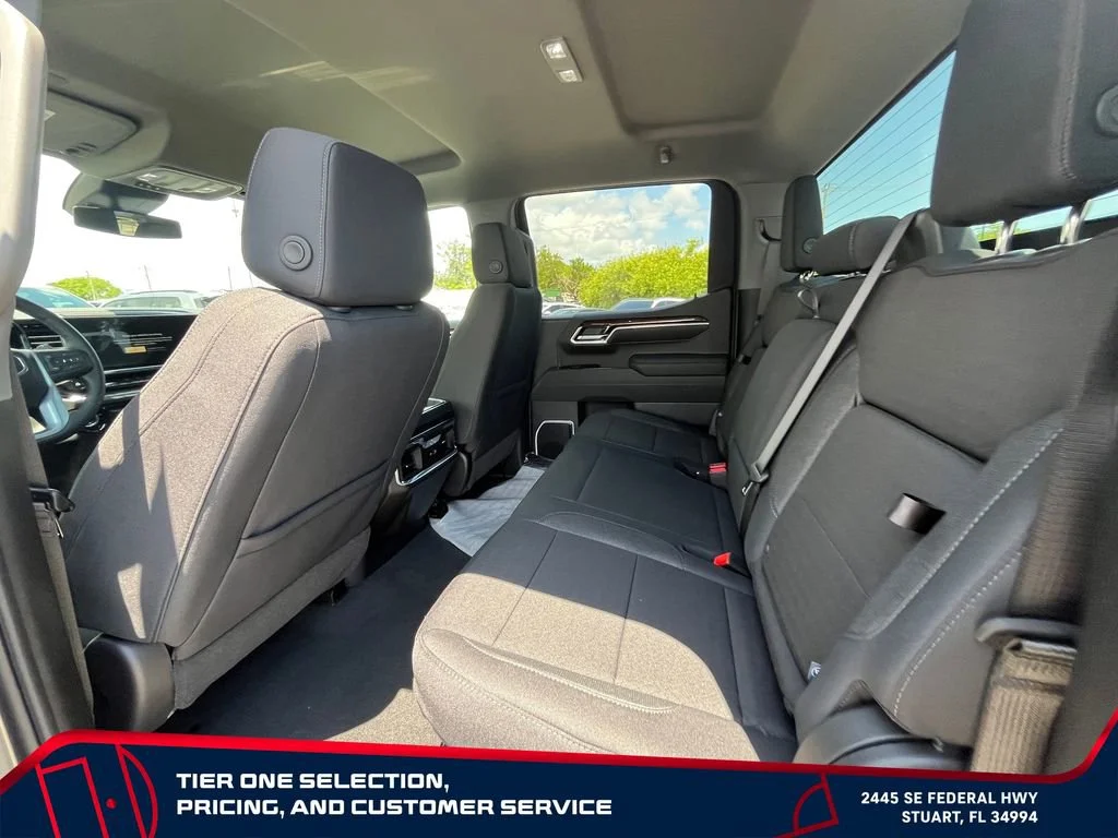 New 2026 Sterling Metallic GMC Elevation image 12