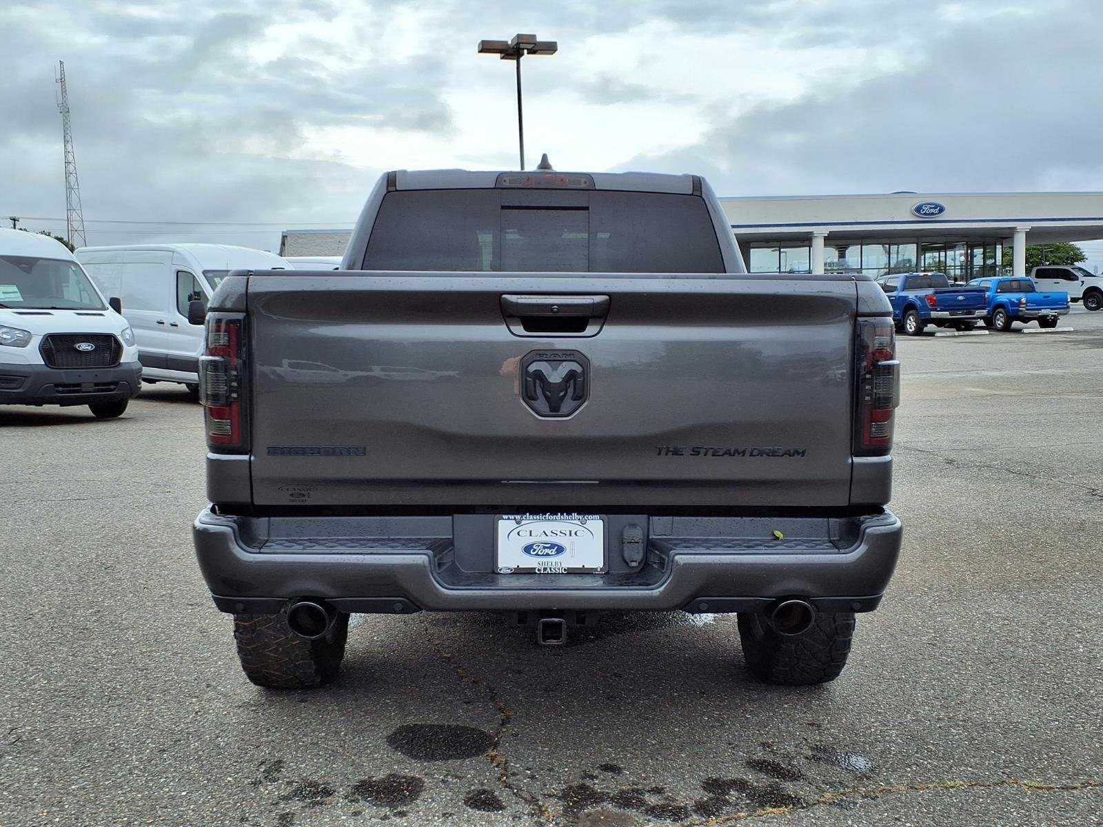 Used 2020 Granite Crystal Metallic Clearcoat Ram Big Horn image 11