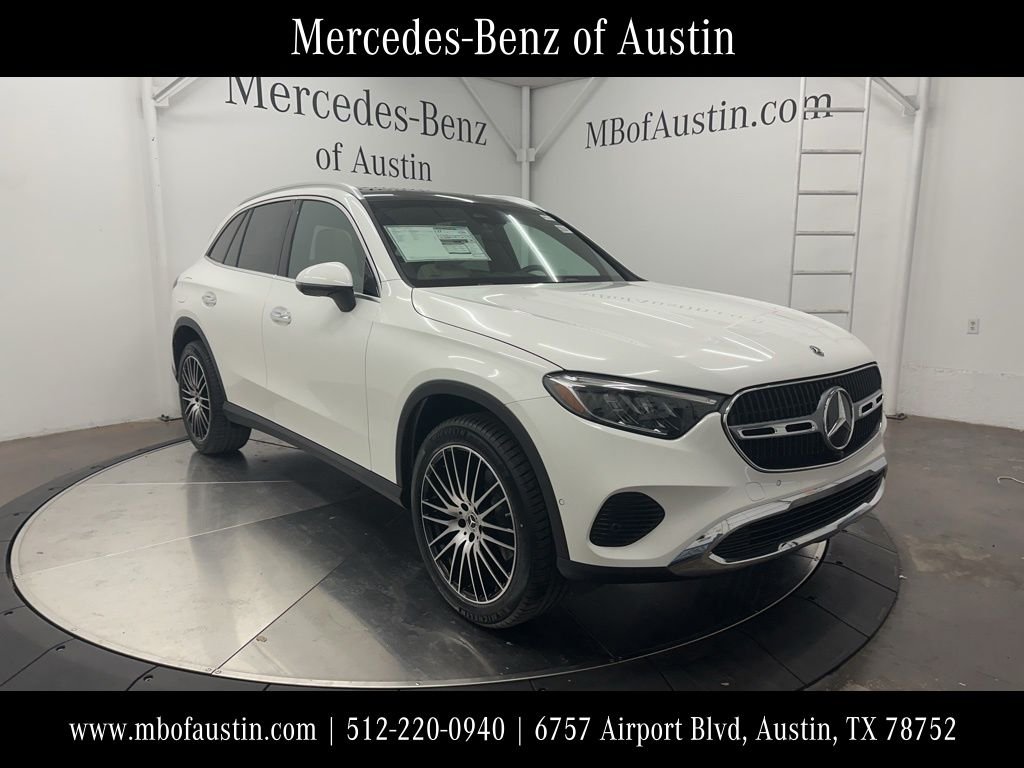2026 Mercedes-Benz GLC GLC 300's photo