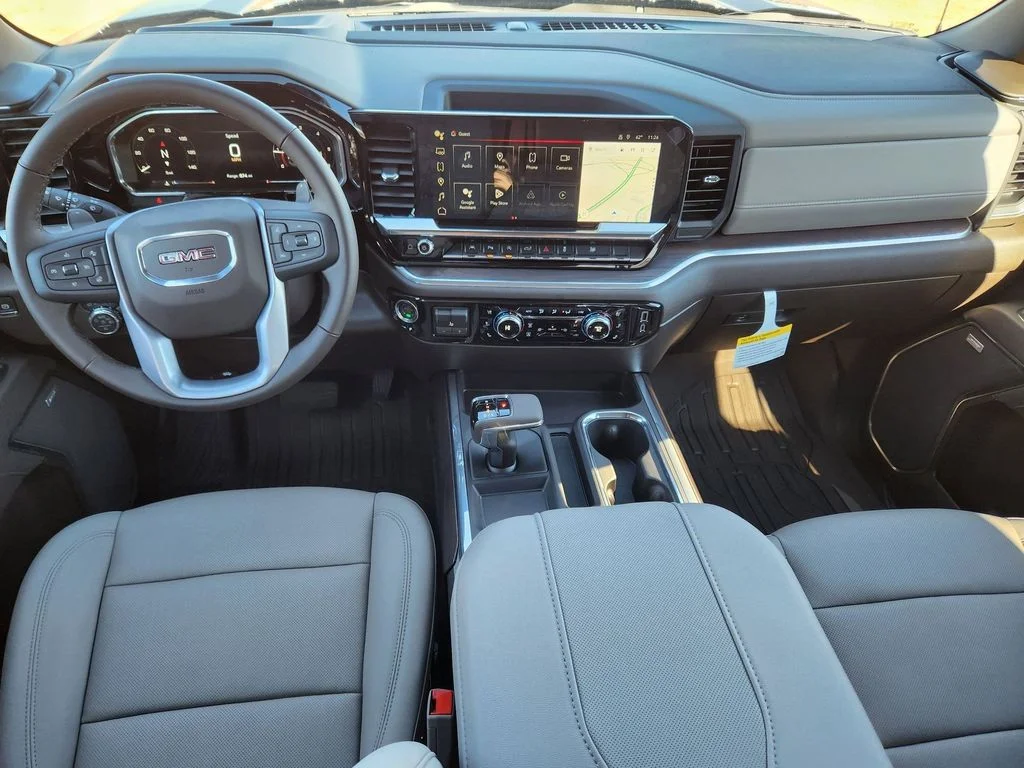 2026 GMC Sierra 1500 SLT - Photo 15