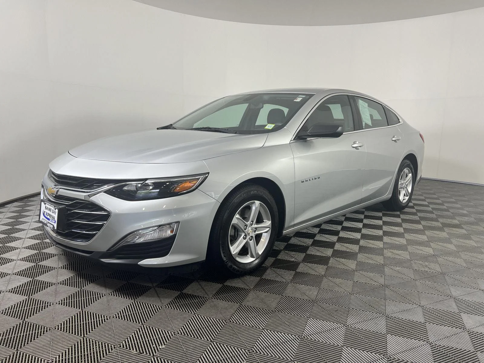 Used 2021 Silver Ice Metallic Chevrolet LS image 22