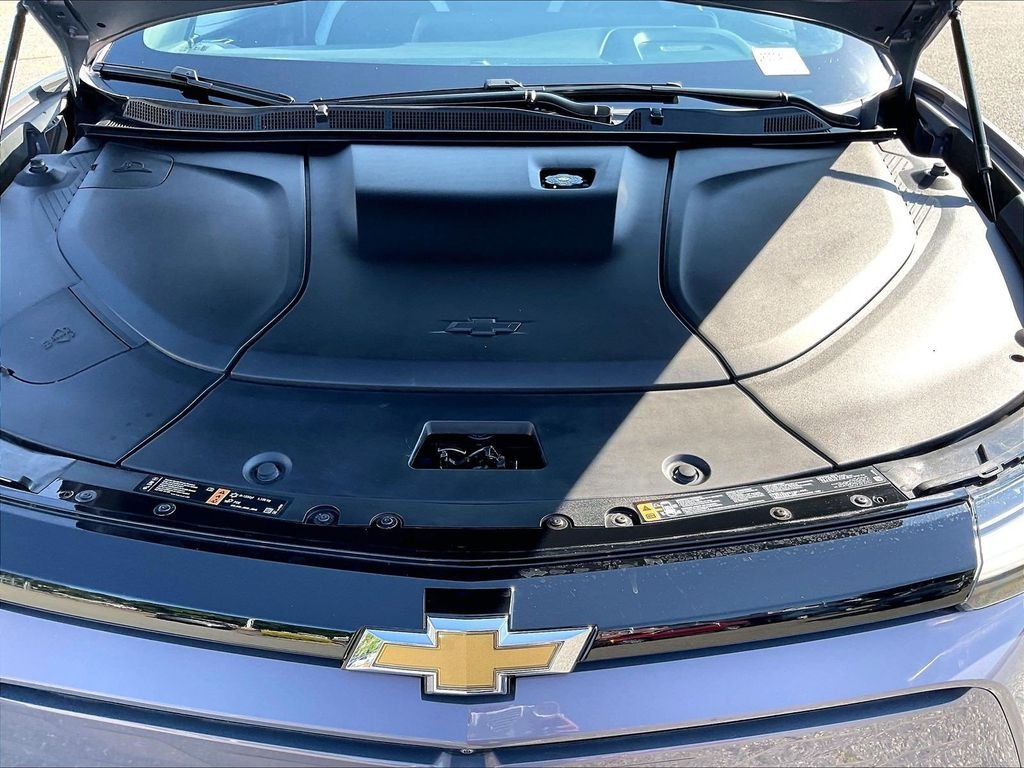 Used 2024 Gray Chevrolet LT image 29