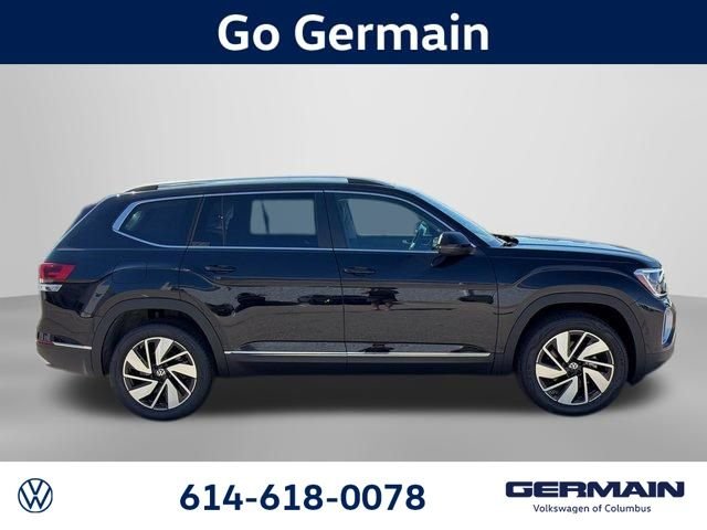 2026 Volkswagen Atlas SEL photo 4