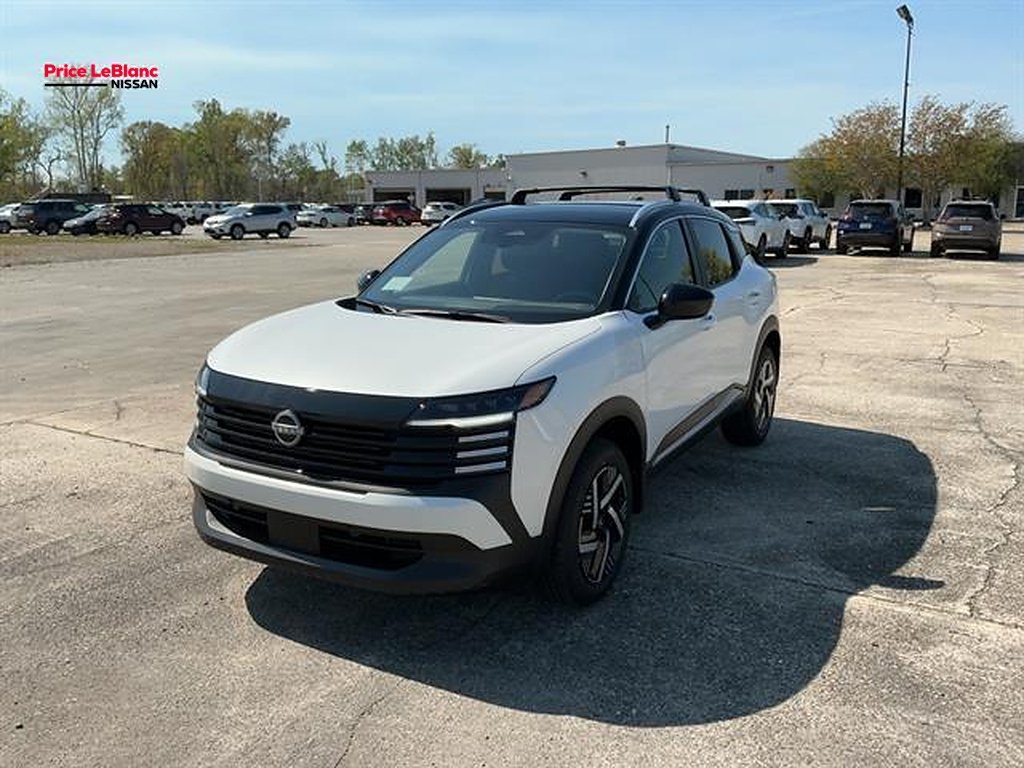 2026 Nissan Kicks 2.0 SV's photo