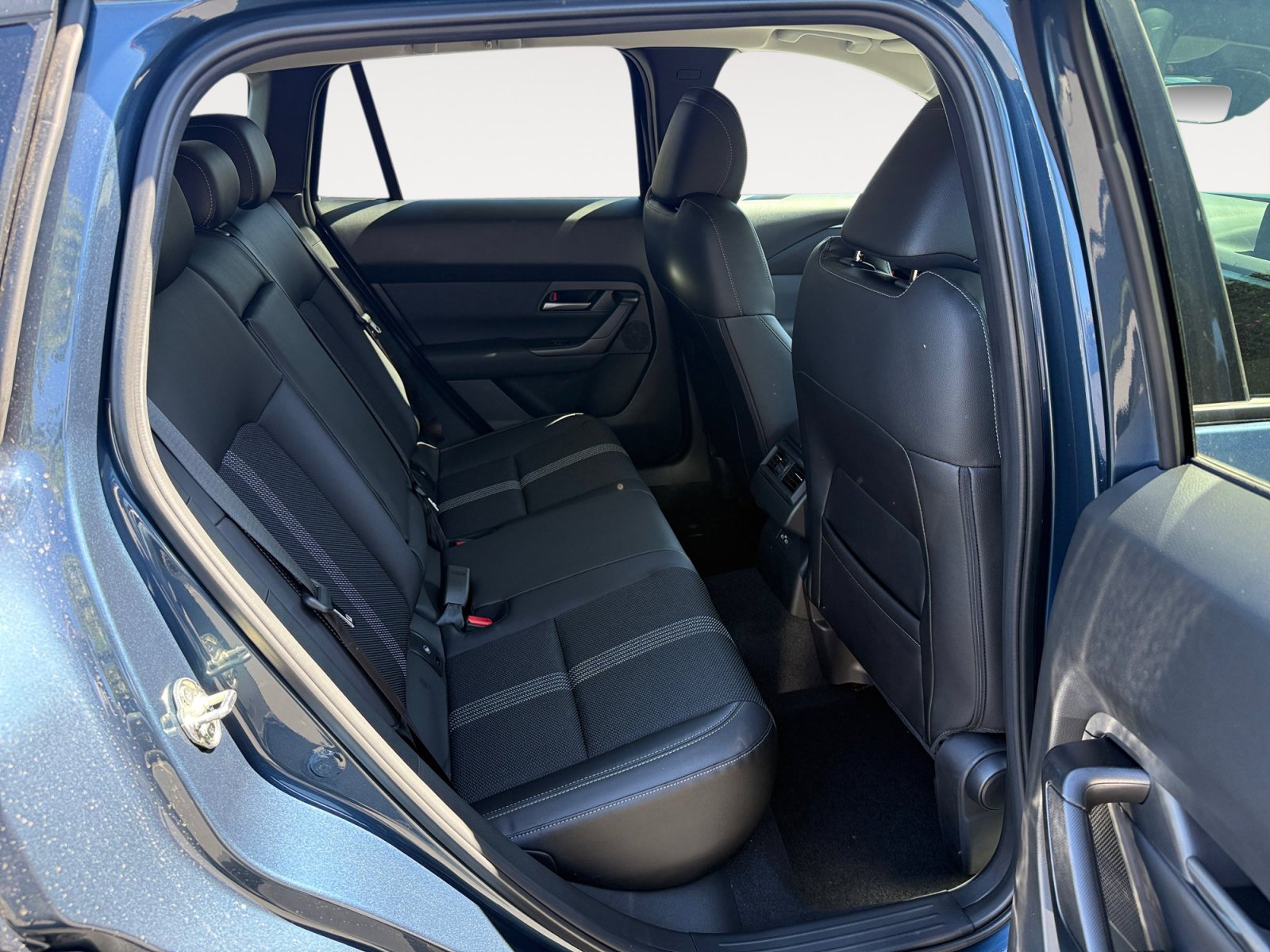 New 2026 Ingot Blue Metallic Mazda 2.5 S Preferred image 18