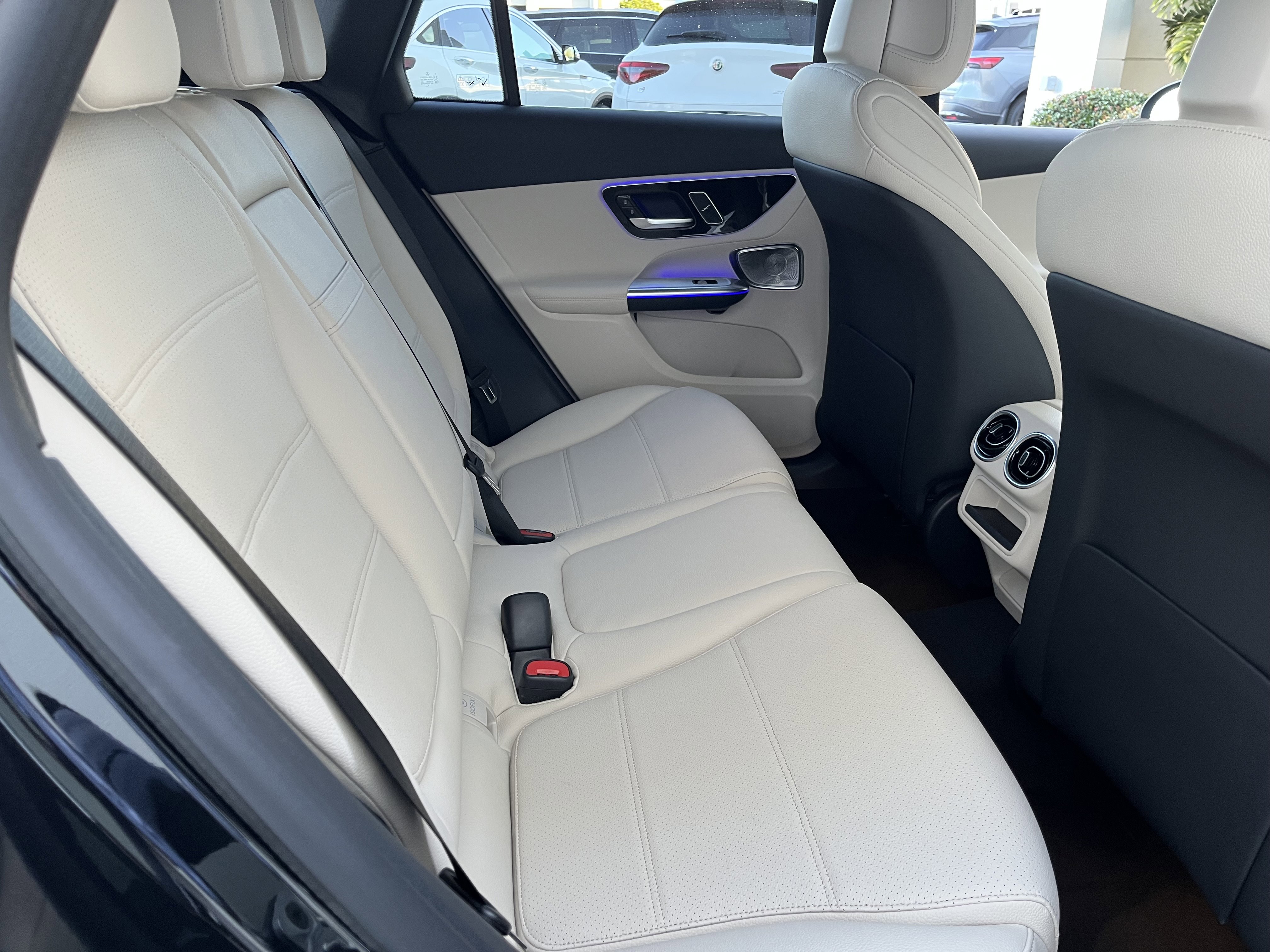 New 2026 Obsidian Black Metallic Mercedes-Benz GLC 300 image 50