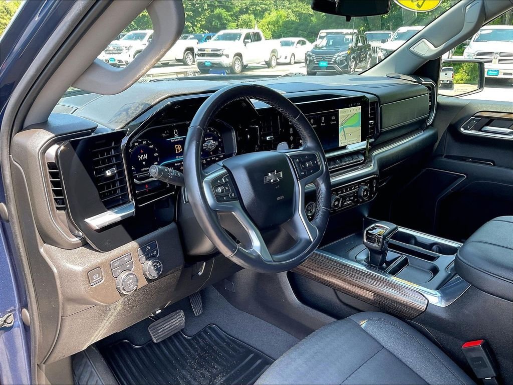 Used 2023 Blue Chevrolet RST image 8