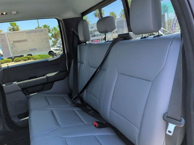 New 2026 Oxford White Ford F-450® XL image 13