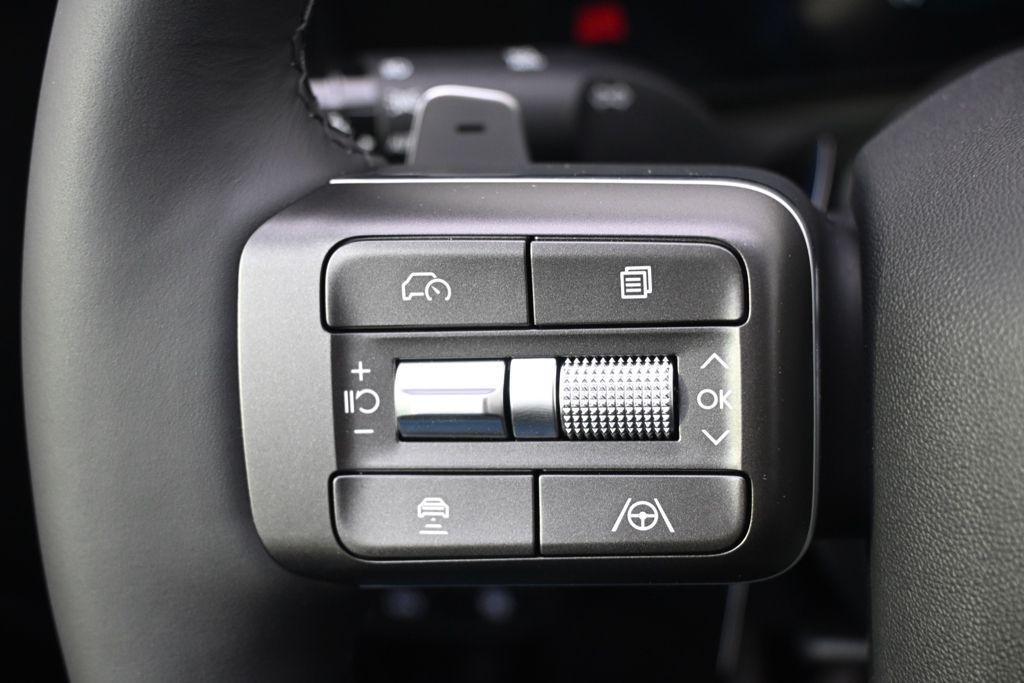 New 2026 White Pearl Hyundai SEL Premium AWD image 33