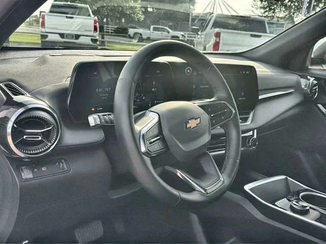 2026 Chevrolet Equinox LT - Photo 10