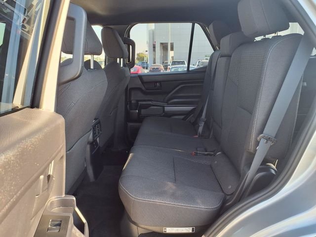Used 2025  Toyota SR5 image 24