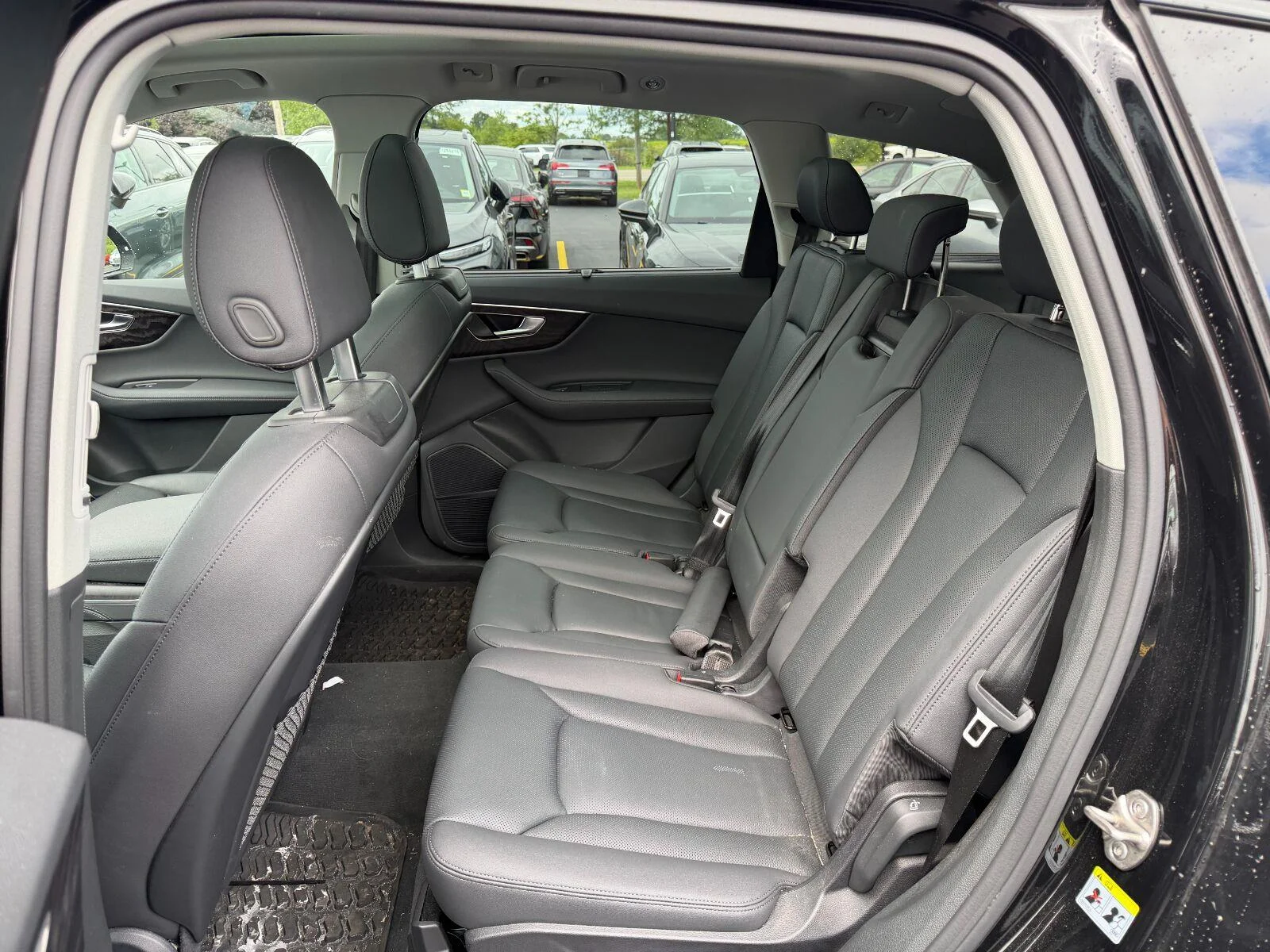 Used 2023 Mythos Black Metallic Audi Premium Plus image 8