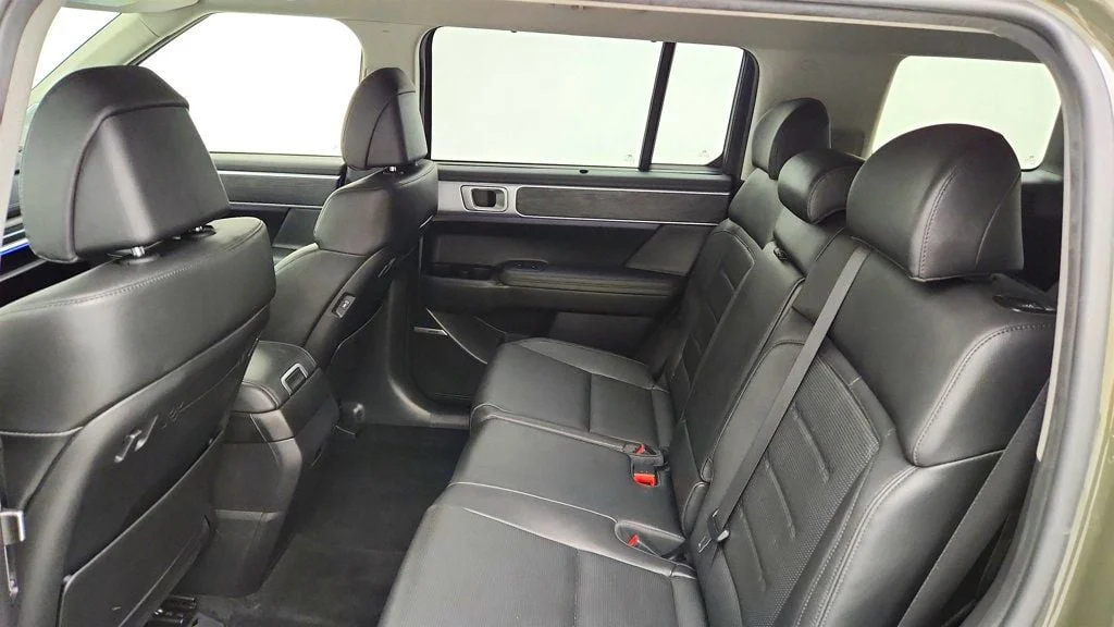 Used 2024 Rockwood Green Hyundai Limited FWD image 21