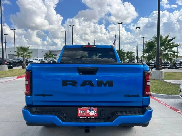 New 2025 Hydro Blue Pearl-Coat Exterior Paint RAM Big Horn/Lone Star image 6