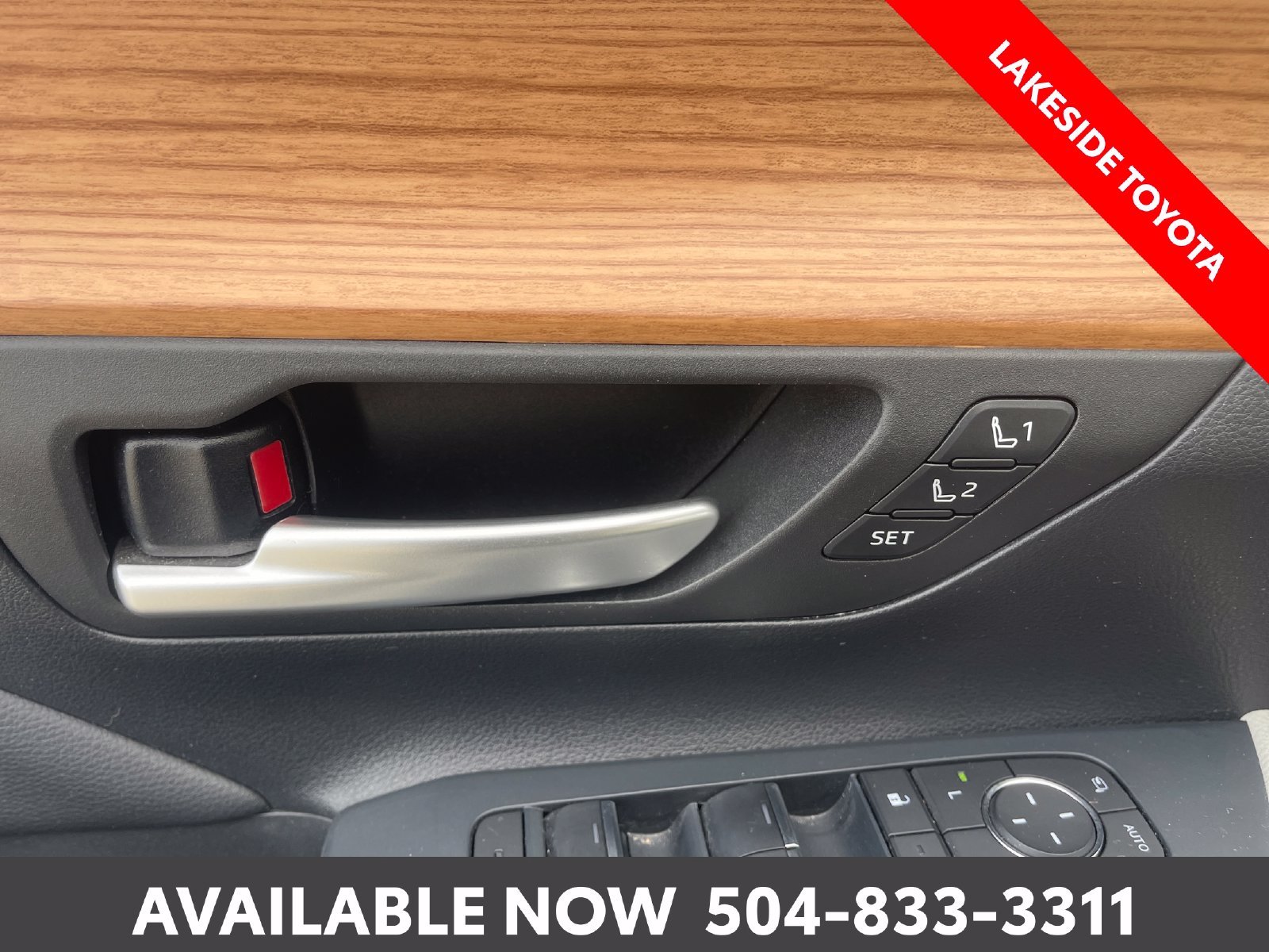 Certified Used 2025  Toyota Limited image 28