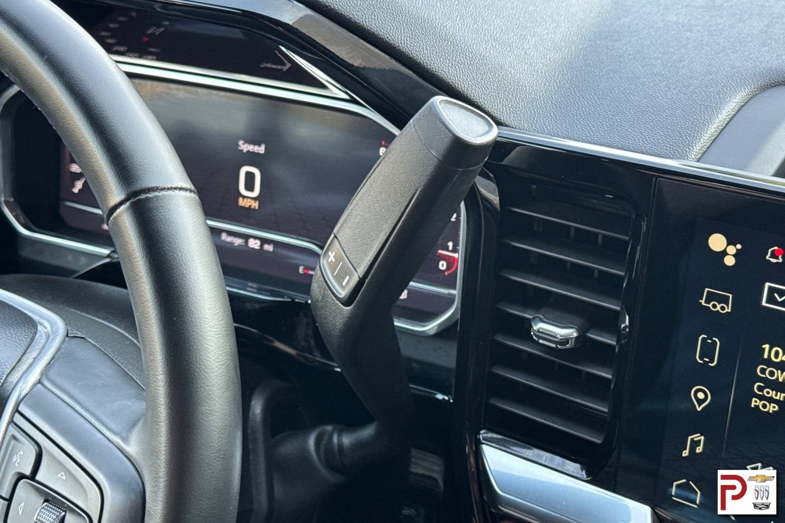 Used 2024 Silver GMC Elevation image 22