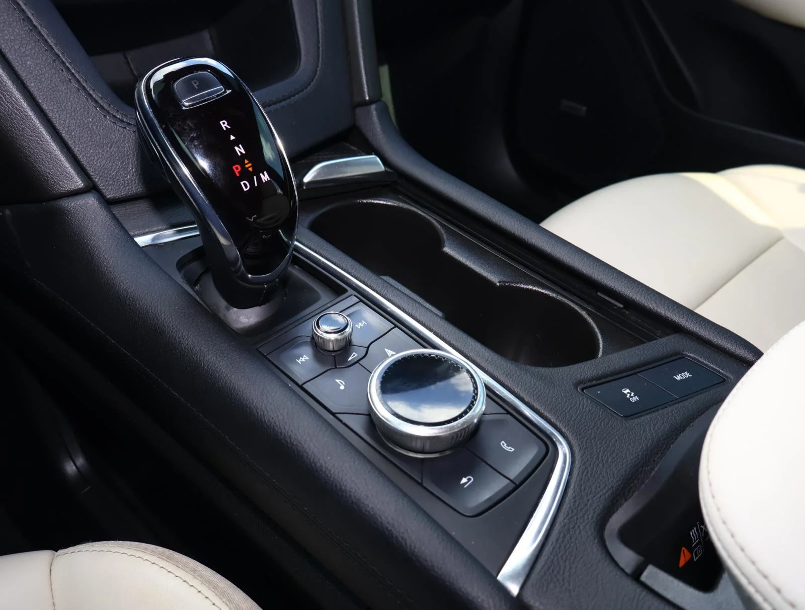 2023 Cadillac XT5 Sport - Photo 30