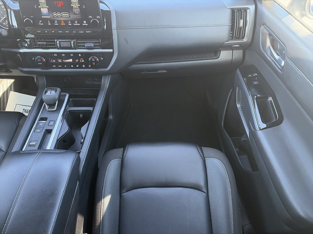 Used 2025 Blue Nissan SL image 17