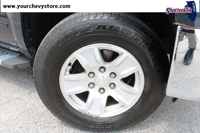 Used 2018 Gray Chevrolet LT image 11