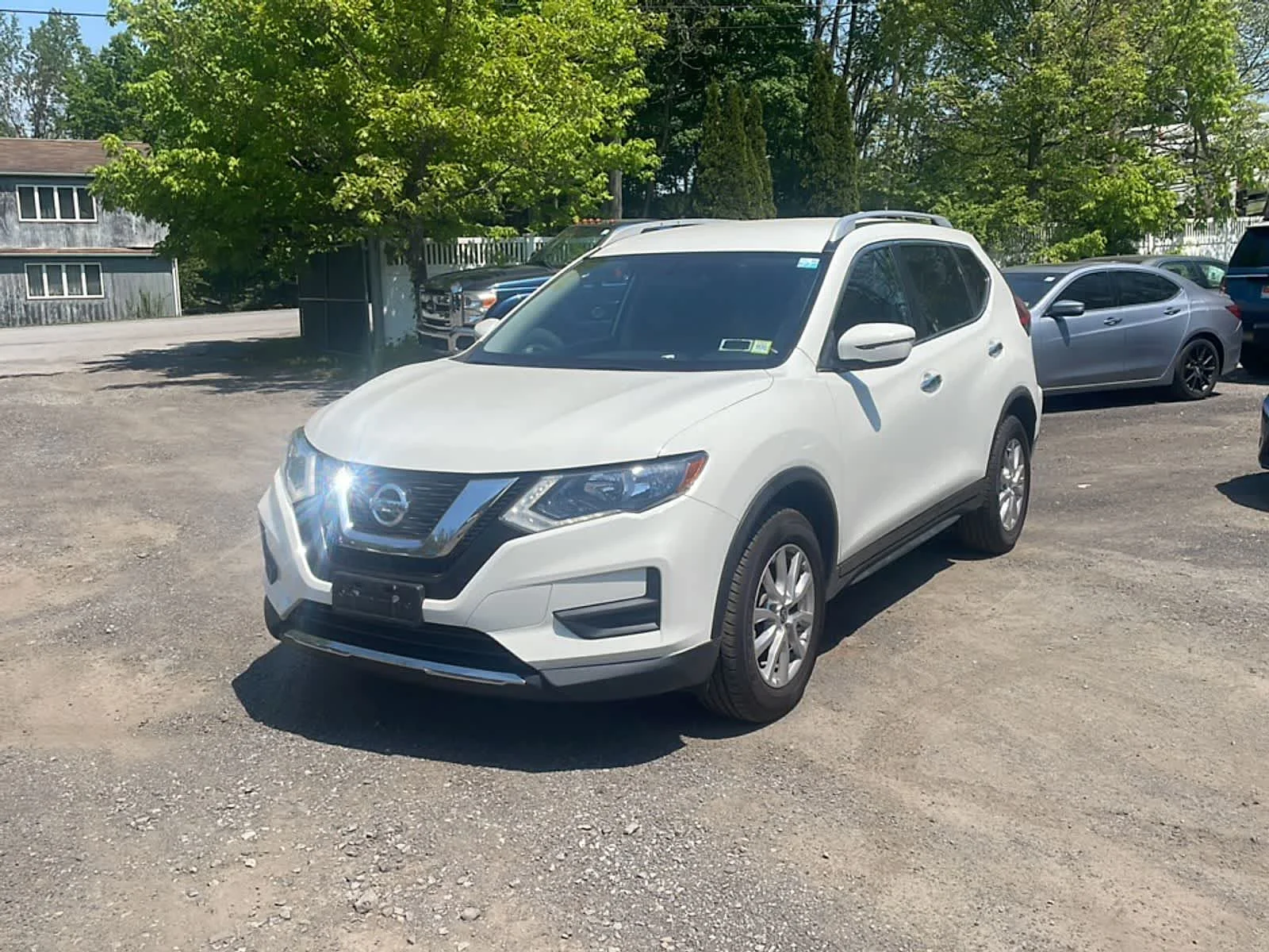 2017 Nissan Rogue SV AWD's photo