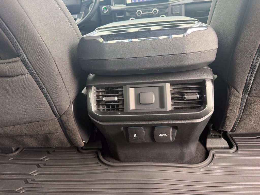 Used 2023 Avalanche Ford XLT image 18