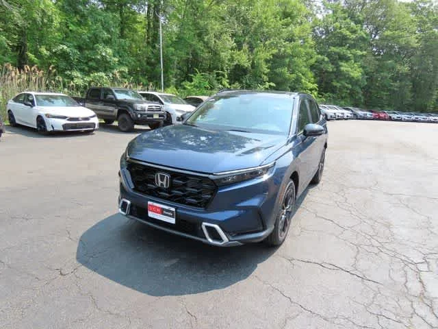 2026 Honda CR-V Hybrid Sport Touring AWD's photo