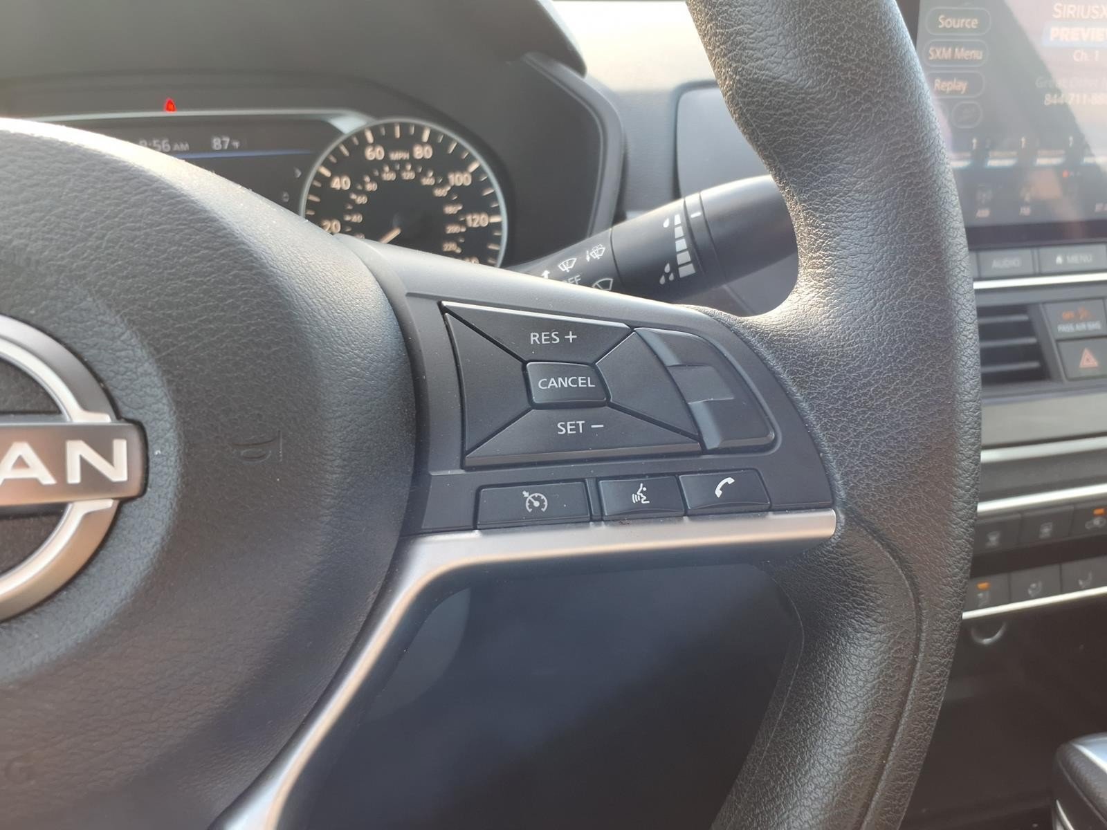 Used 2024 Super Black Nissan 2.5 SV image 22