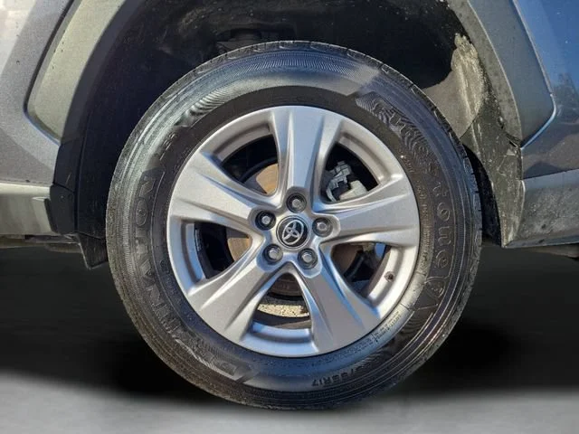 Used 2025 Gray Toyota Hybrid LE image 9