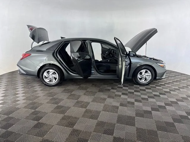 Used 2026 Gray Hyundai SE image 17