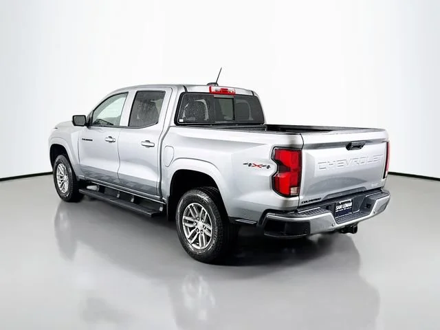 New 2026 Sterling Gray Metallic Chevrolet LT image 5