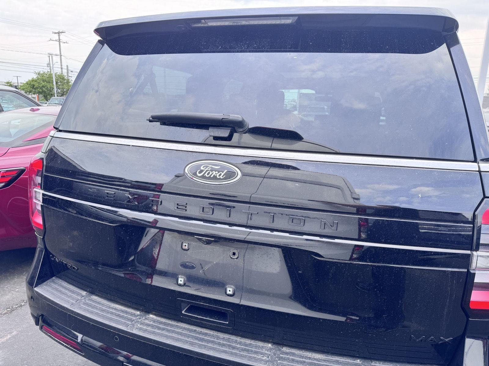 Used 2022 Agate Black Ford Limited image 5