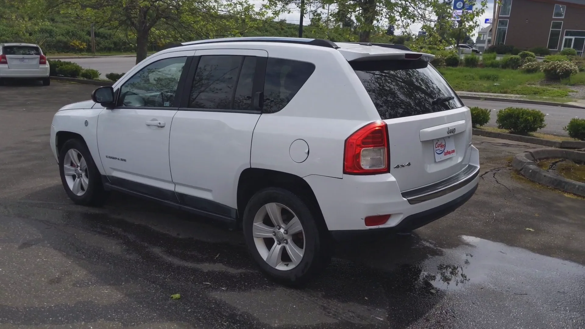 Used 2011 White Jeep LIMITED image 7