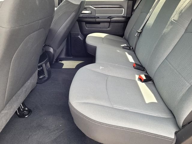 Used 2022 White Ram Big Horn image 12