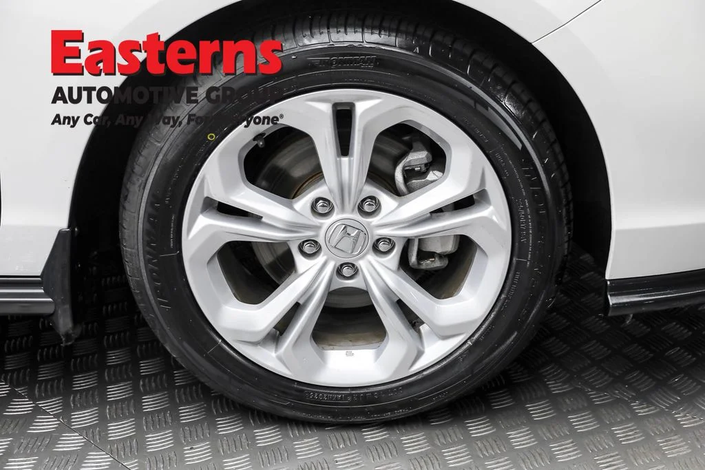 Used 2024 White Honda LX image 29
