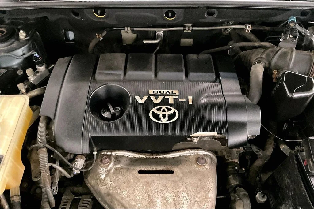 Used 2009 Green Toyota Base image 33